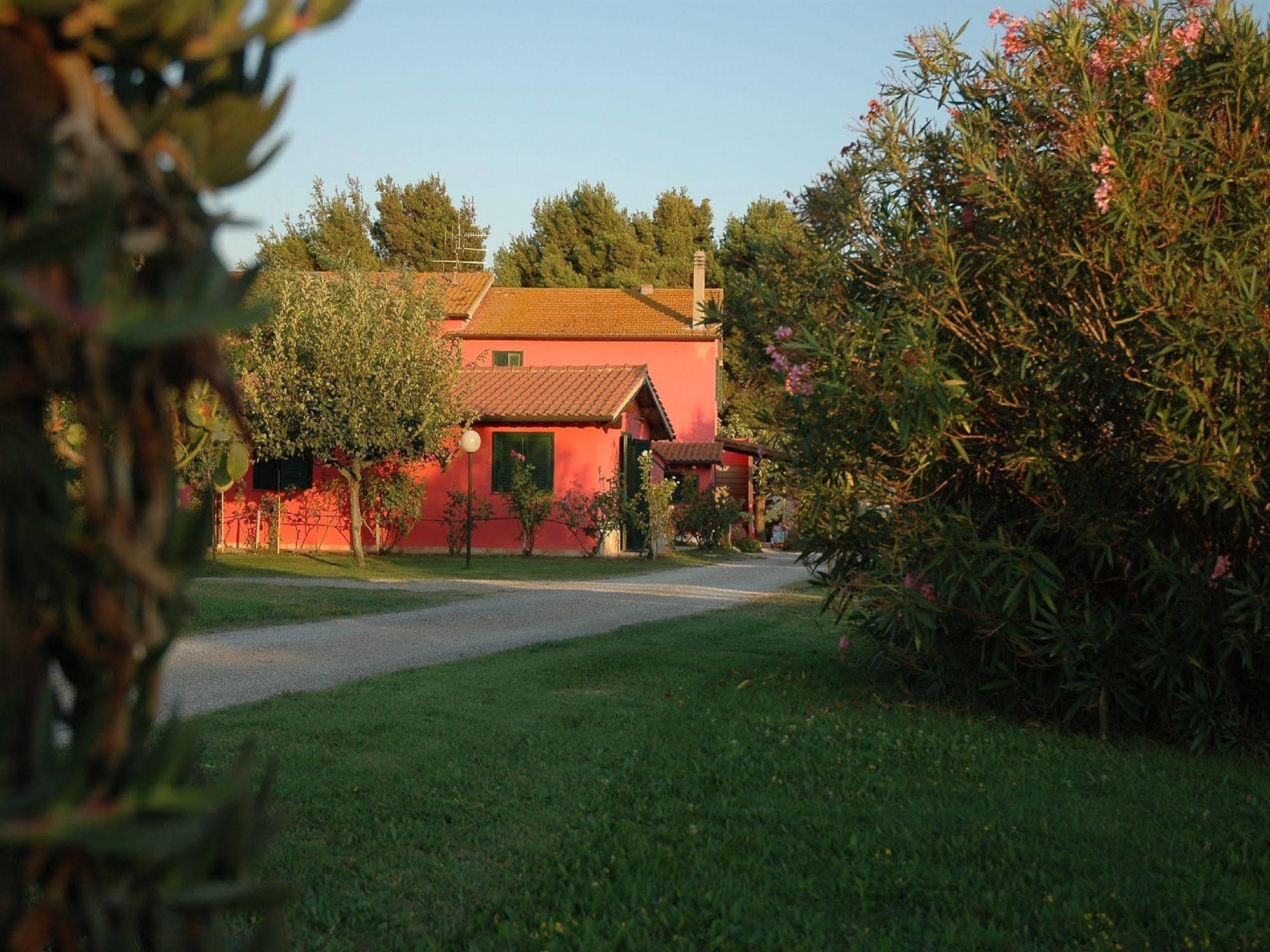 Locanda Le Mandriane Albinia Extérieur photo
